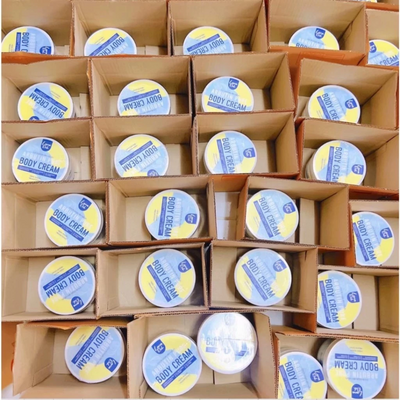 Alpha arbutin brightening body cream