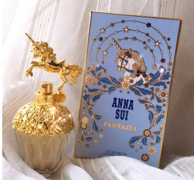 Feminine playful scent by Anna Sui