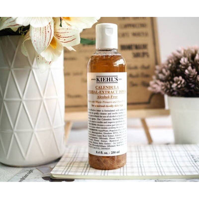 Face toner for redness and oil control
