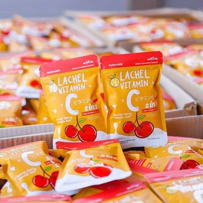 Acerola cherry and rosehip extract capsules