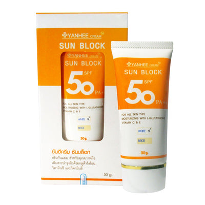 Non-greasy facial sunscreen SPF50